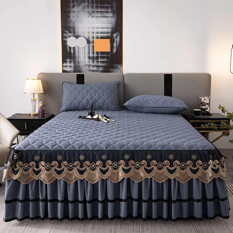 Royal Velvet Bedsheet Set – Luxury Soft Bedding for Elegant Bedrooms