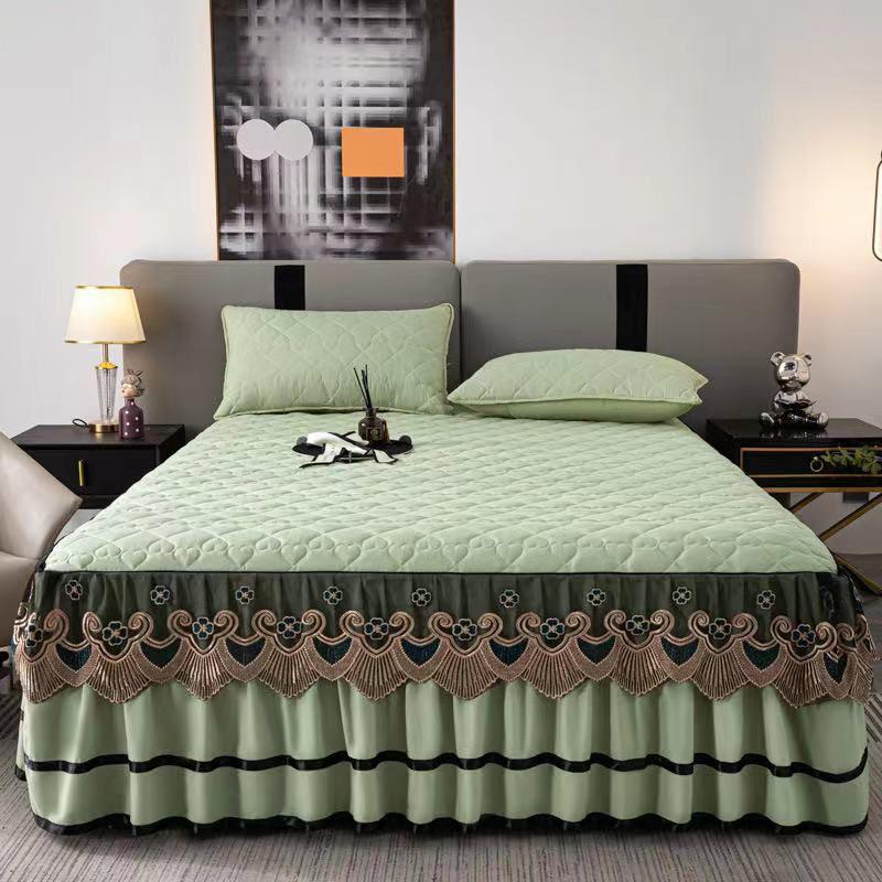 Royal Velvet Bedsheet Set – Luxury Soft Bedding for Elegant Bedrooms